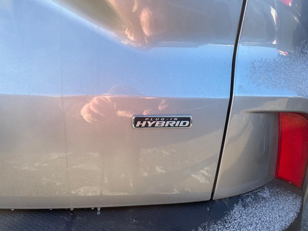 2023 Ford Escape PHEV  - Hybrid Photo5