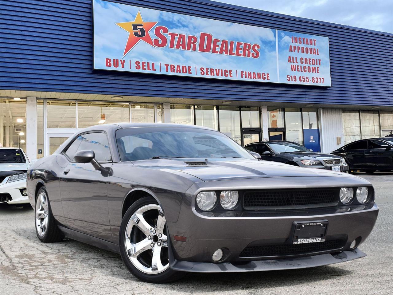 Used 2013 Dodge Challenger 2dr Cpe SXT Plus for sale in London, ON