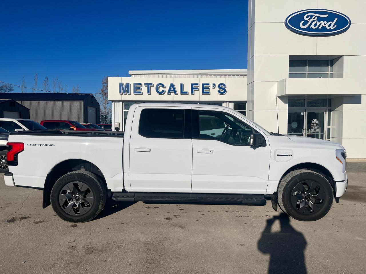 New 2023 Ford F-150 Lightning XLT 4WD SuperCrew 5.5' Box for sale in Treherne, MB