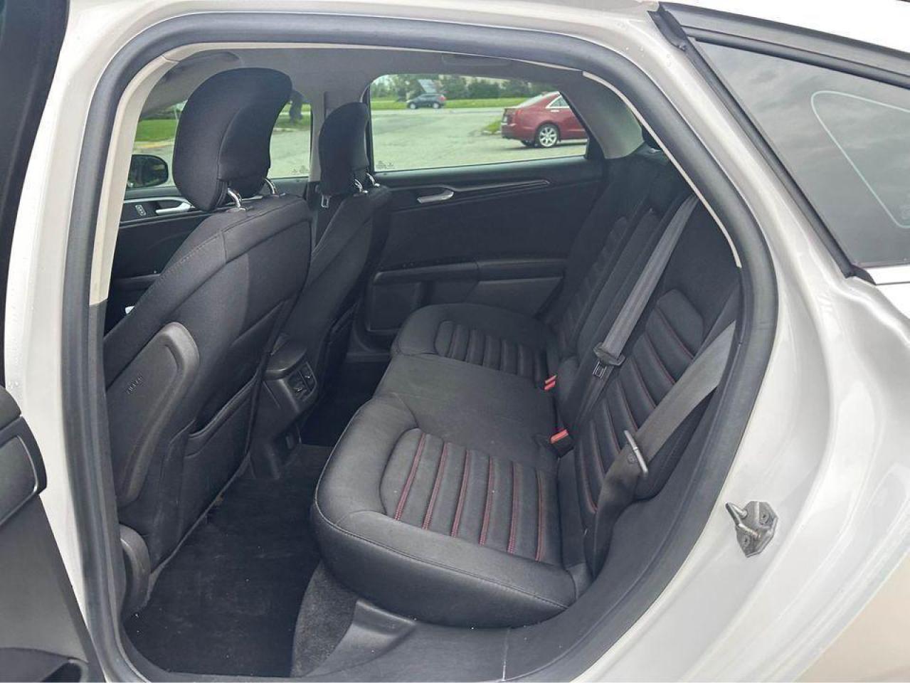 2013 Ford Fusion SE- Safety Certified Photo4