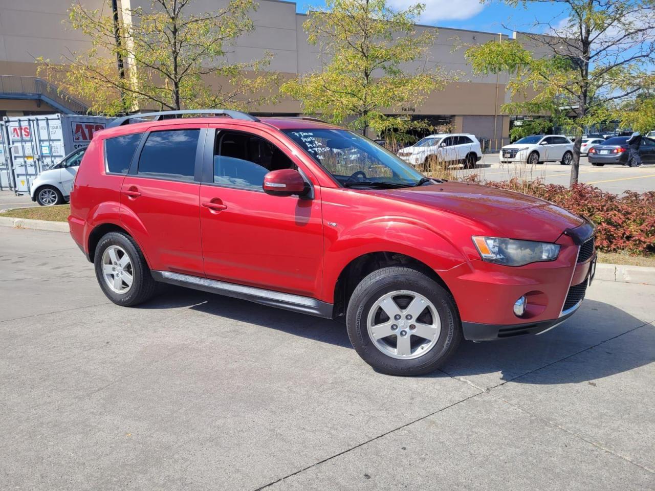 2012 Mitsubishi Outlander 4WD, 7 Passenger, Automatic, 3/Y Warranty avaialab