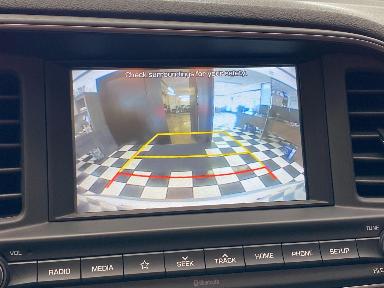 2019 Hyundai Elantra Preferred W/Sun & Safety+Tinted+Rust Proofed - Photo #11