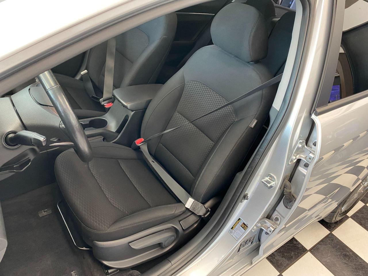 2019 Hyundai Elantra Preferred W/Sun & Safety+Tinted+Rust Proofed - Photo #18
