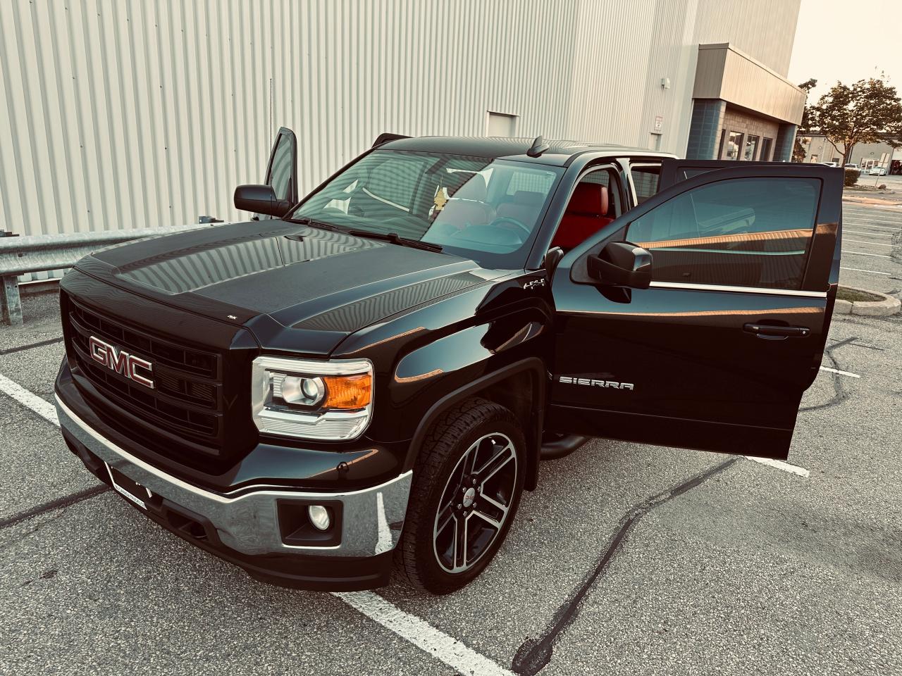 2015 GMC Sierra 1500 Crew Cab SLE Custom