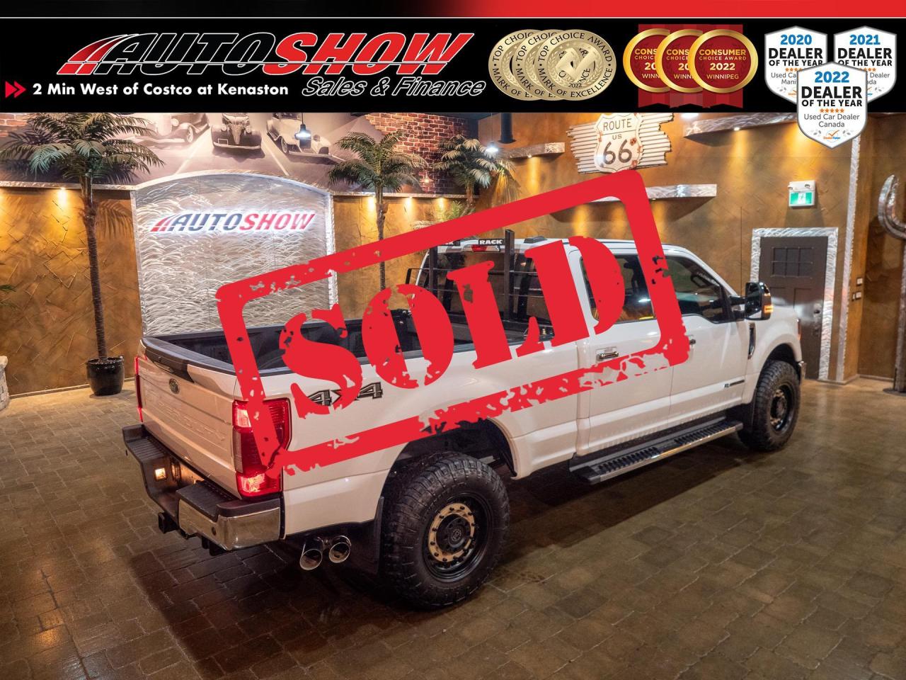 Used 2020 Ford F-250 Super Duty Diesel w/ Nav, Htd Leather, Back Rack, Big Screen for sale in Winnipeg, MB