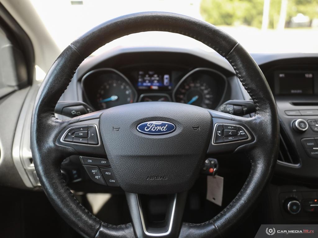 2015 Ford Focus SE - Photo #13