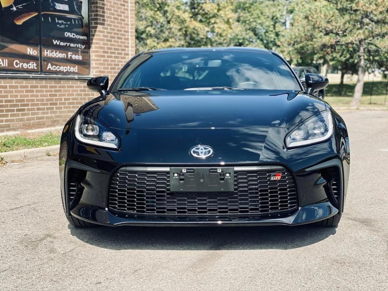 2022 Toyota GR86 Auto Photo3