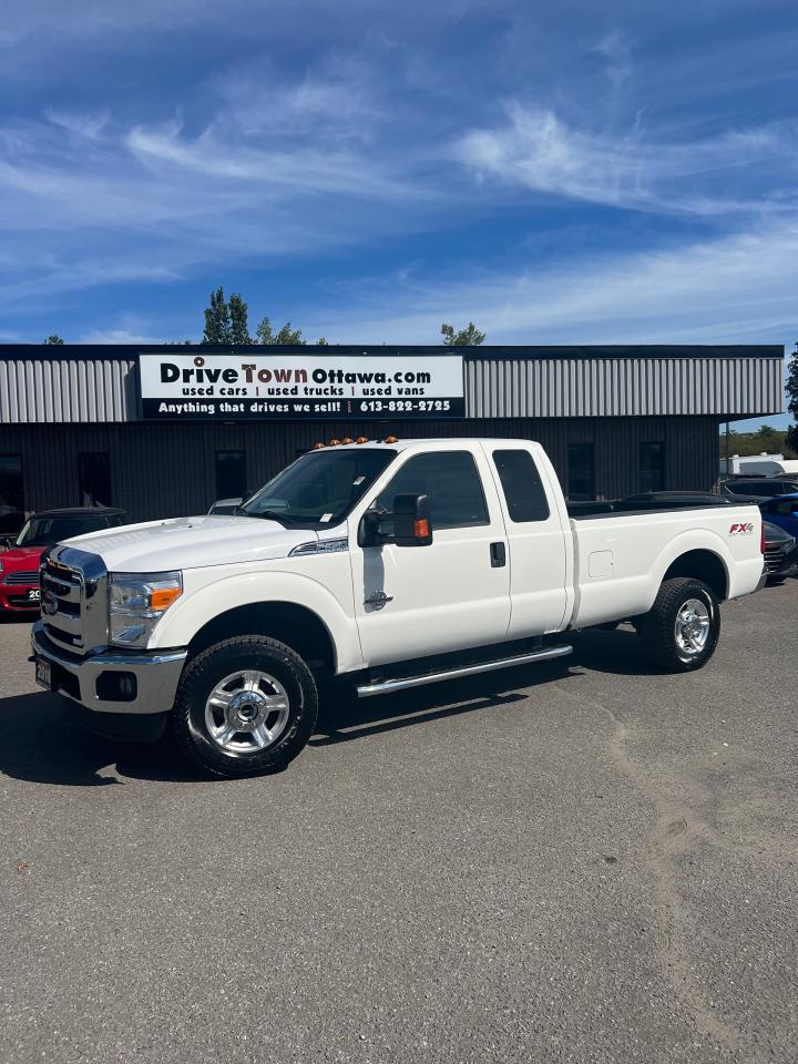 2016 Ford F-350 4WD SuperCab 158" - Photo #1