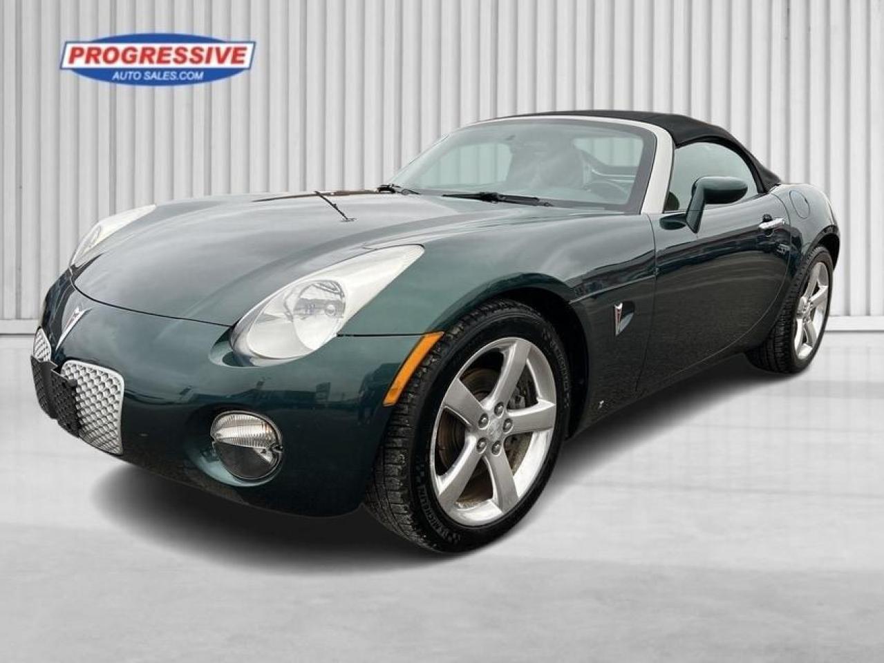 Used 2006 Pontiac Solstice  for sale in Sarnia, ON