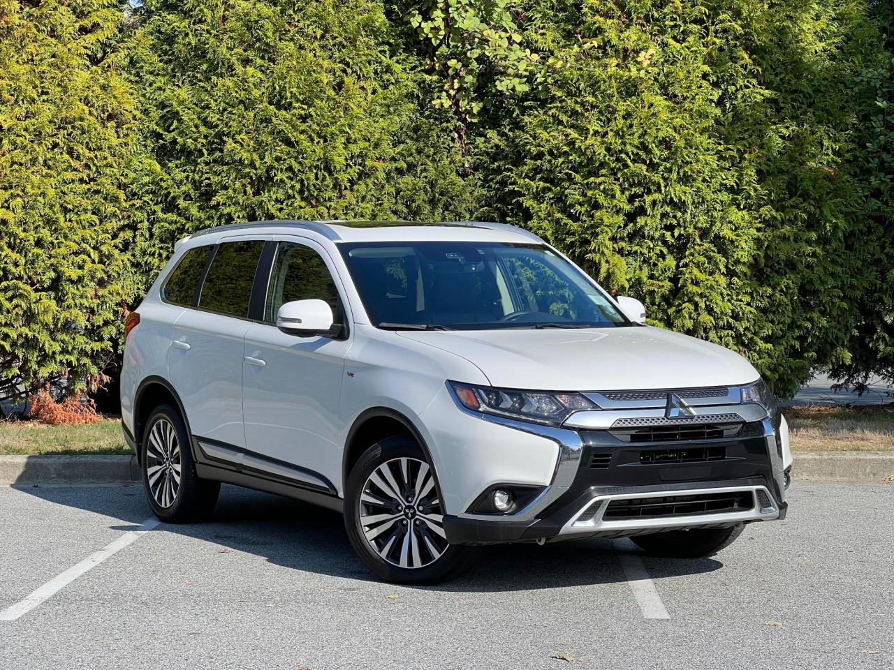 Used 2020 Mitsubishi Outlander GT 1-OWNER, NO ACCIDENTS, 7-PASSENGER, 3.0L V6, SUNROOF, LEATHER, PWR LIFTGATE, ADAPTIVE CRUISE, CLEAN for sale in Surrey, BC