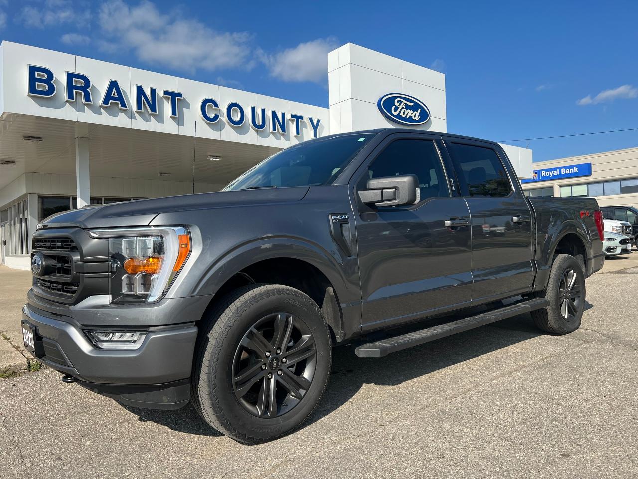 Used 2022 Ford F-150 XLT 4WD SUPERCREW 5.5' BOX for sale in Brantford, ON