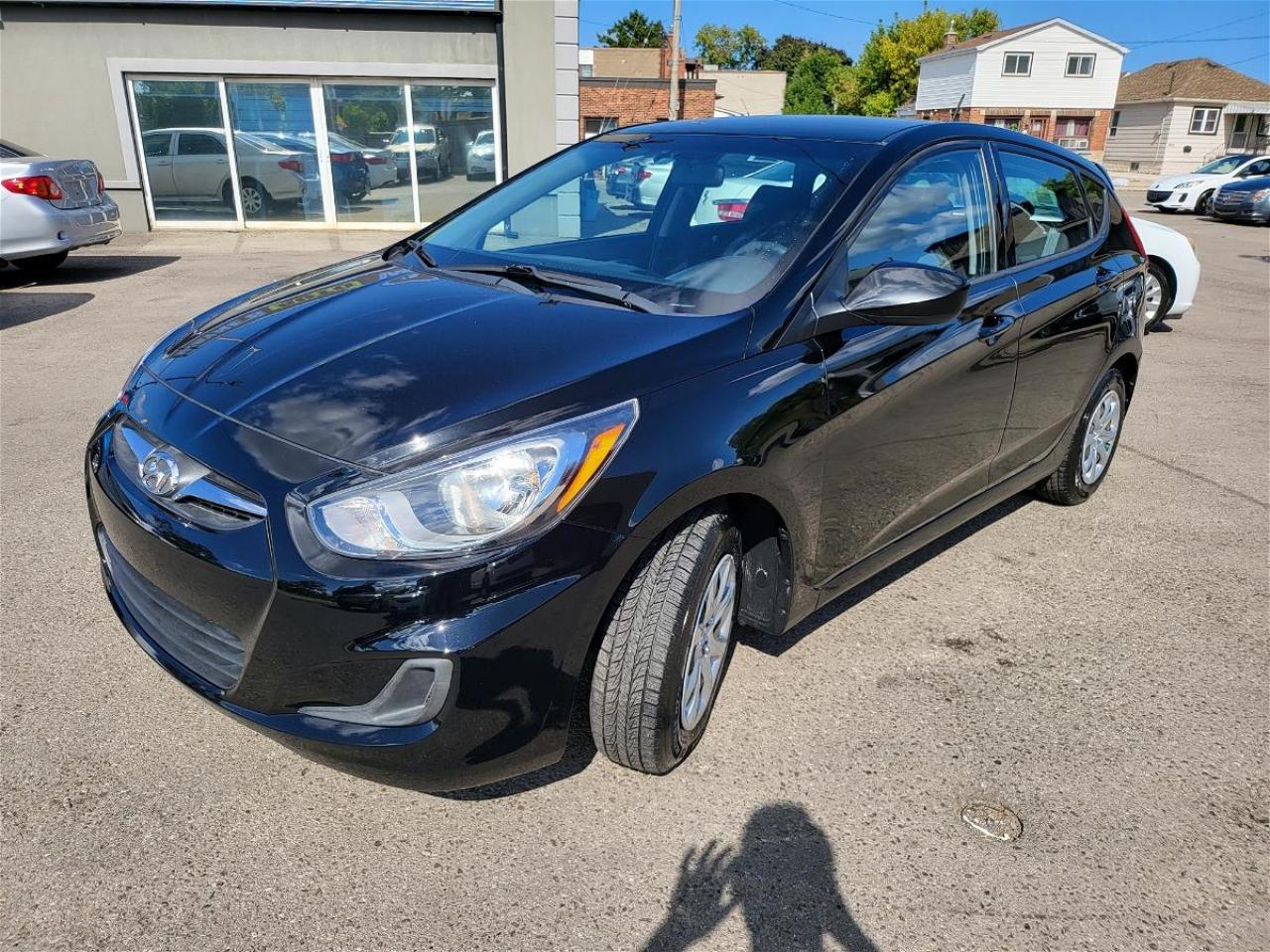 Used 2014 Hyundai Accent GL for sale in Hamilton, ON