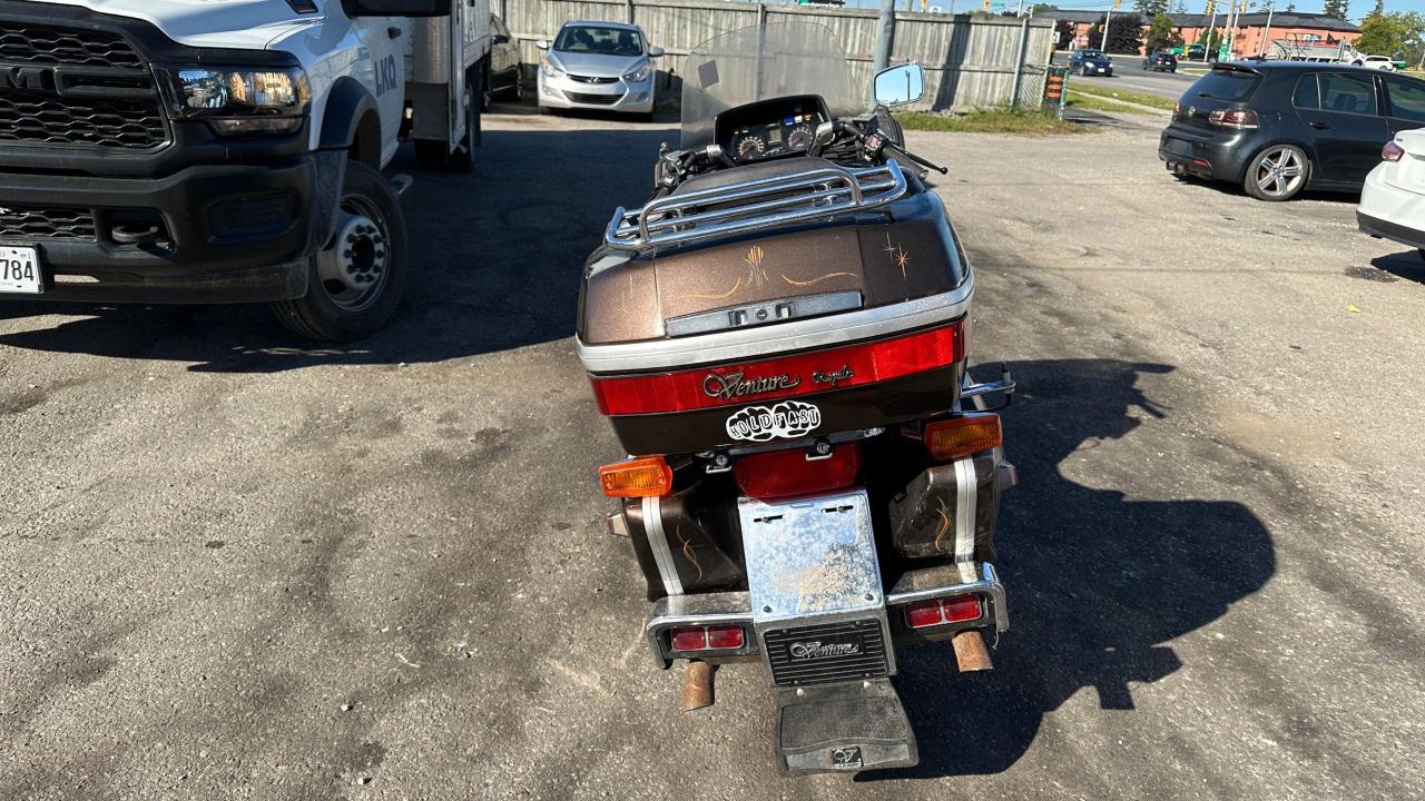 1985 Yamaha VENTURE MOTORCYCLE GAS, LOTS OF OPTIONS, AS IS SPECIAL - Photo #4