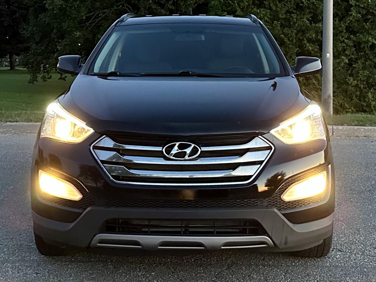 2014 Hyundai Santa Fe Sport Safety Certified - Photo #4
