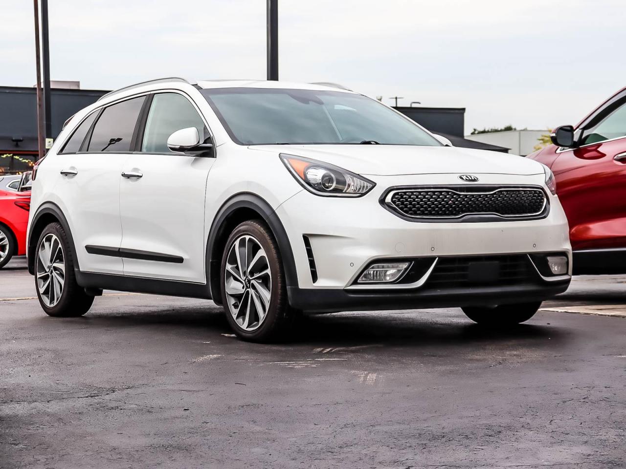 Used 2017 Kia NIRO SX Touring HYBRID SX TOURING | NO ACCIDENT | SUNROOF | NAVIGATION | ANDROID AUTO | FULLY CERTIFIED for sale in Burlington, ON