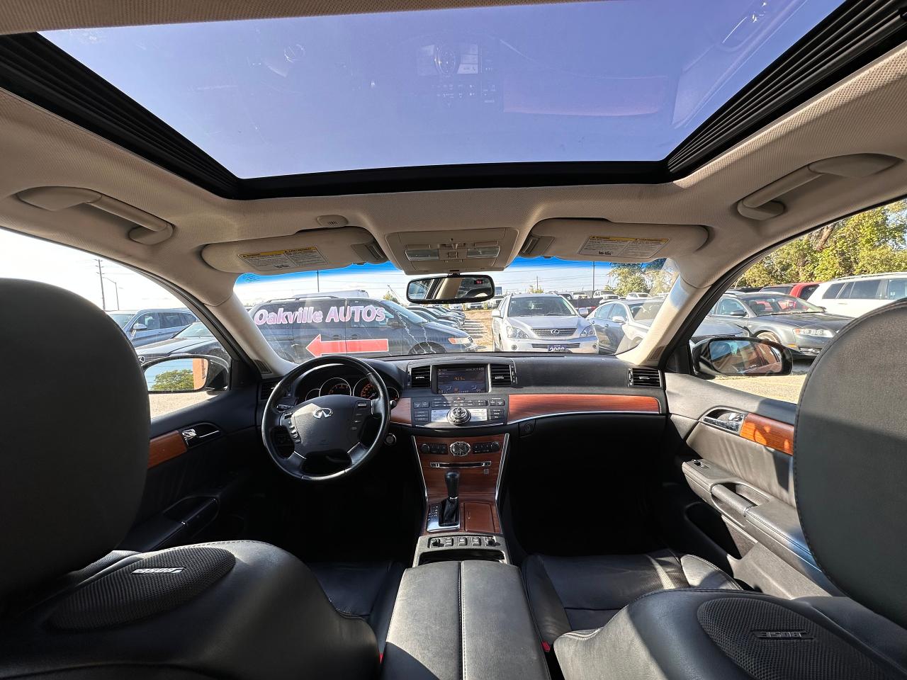 2007 Infiniti M35 4dr Sdn AWD Photo4