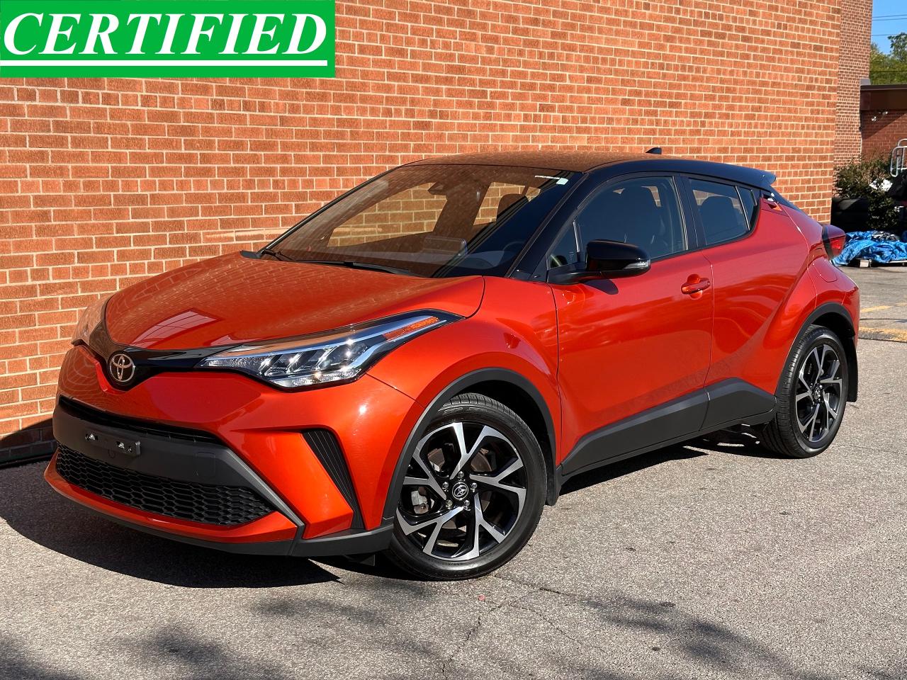 2020 Toyota C-HR XLE Premium FWD - Photo #1