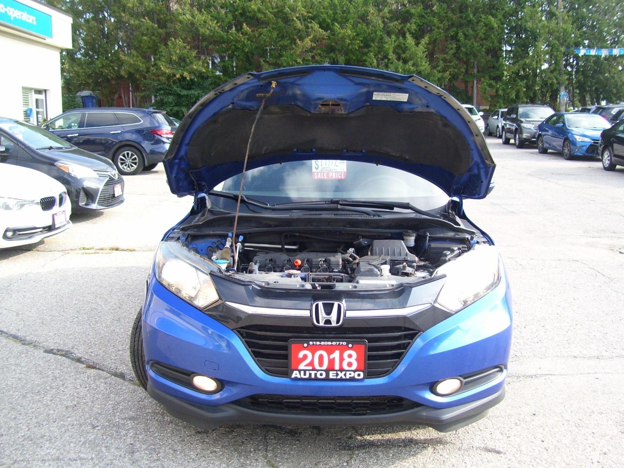 2018 Honda HR-V Auto,AWD,Certified,Bluetooth,Side & Backup Camera - Photo #27