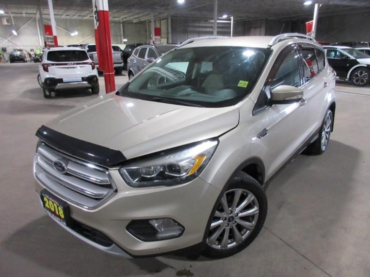 Used 2018 Ford Escape Titanium 4WD for sale in Nepean, ON