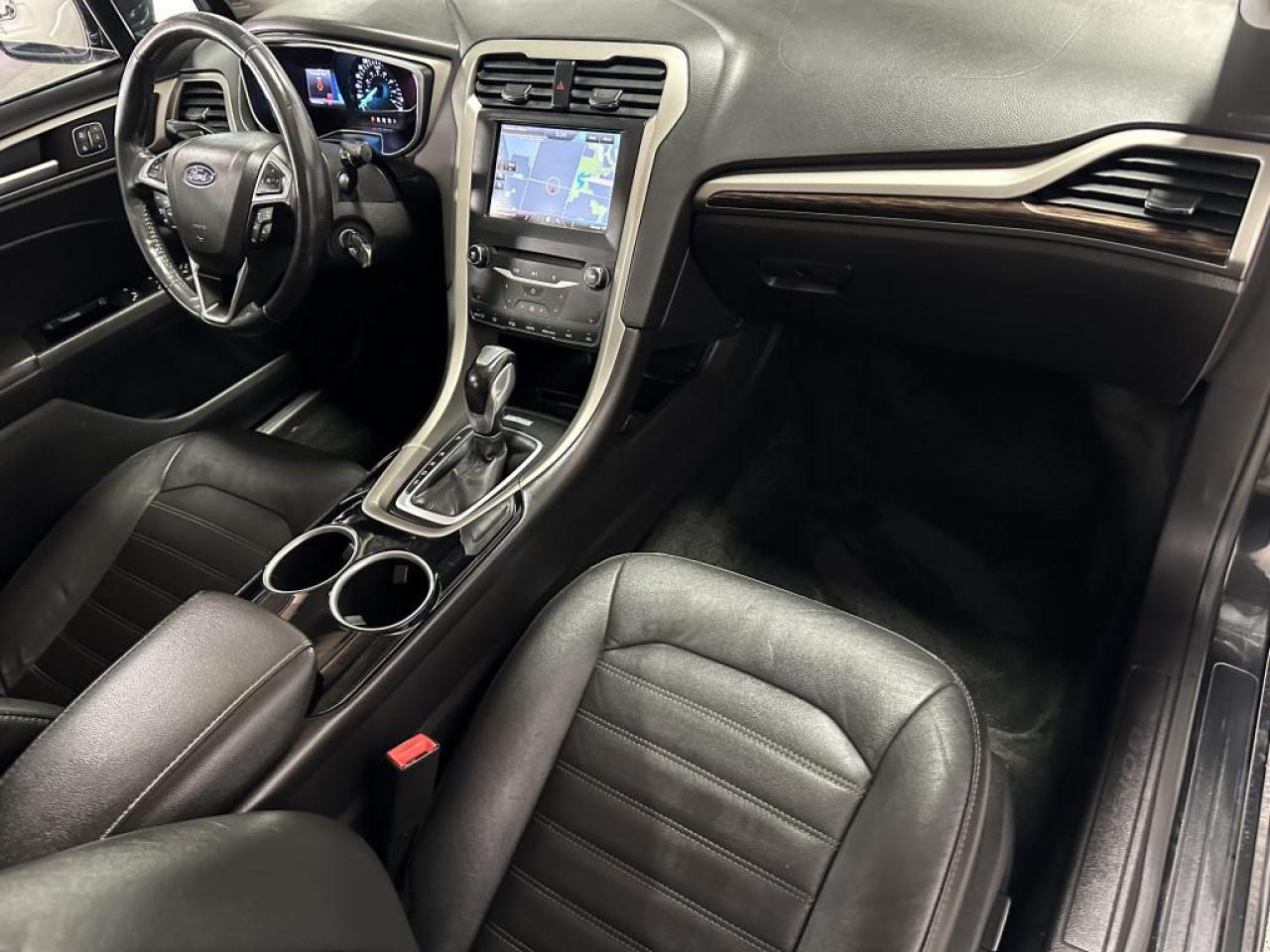 2014 Ford Fusion SE LEATHER/NAVI/REAR CAMERA/NO ACCIDENTS !! Photo4