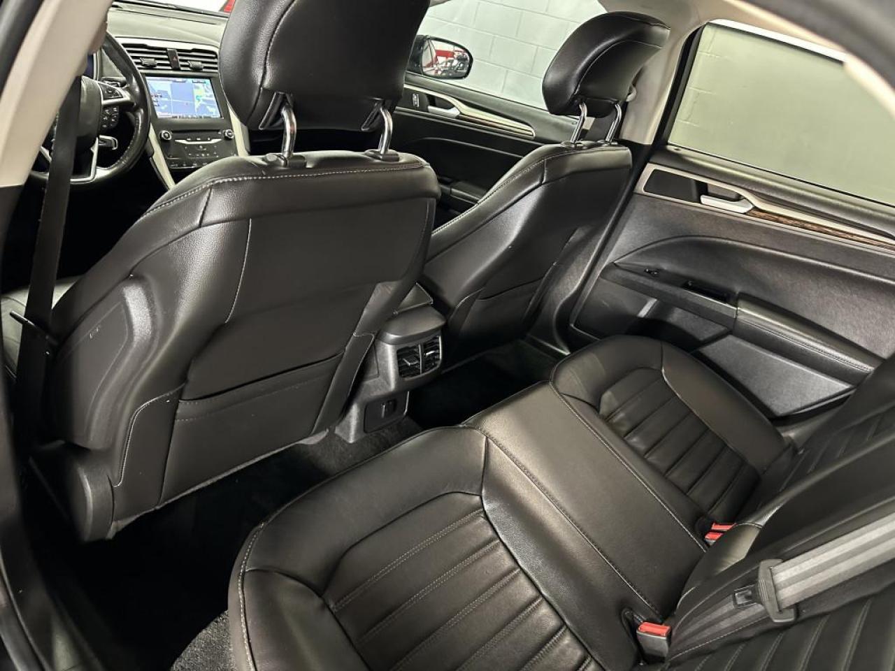 2014 Ford Fusion SE LEATHER/NAVI/REAR CAMERA/NO ACCIDENTS !! Photo2