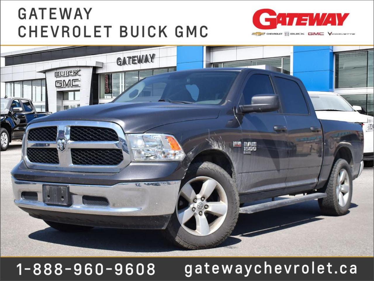 Used 2019 RAM 1500 Classic SLT / 4X4 / 5.7L / CREW CAB / for sale in Brampton, ON