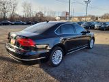 2016 Volkswagen Passat SE 6A Photo34