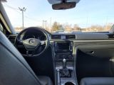 2016 Volkswagen Passat SE 6A Photo45