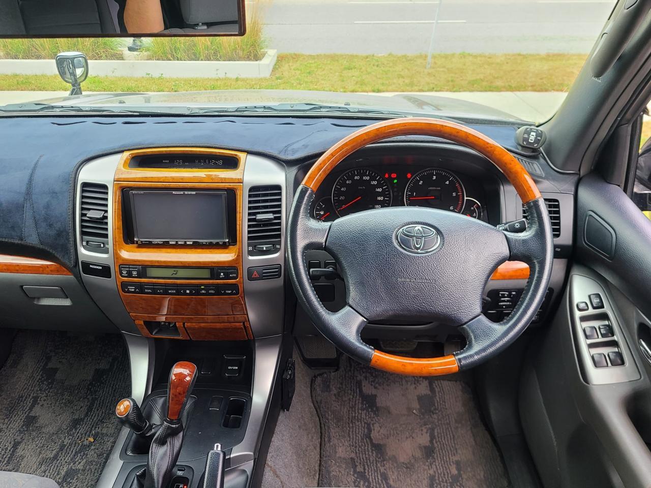 2006 Toyota Land Cruiser Prado TX Limited - DIESEL|8 PASSENGER|SUNROOF|4WD - Photo #15