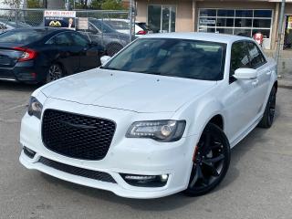 Used 2022 Chrysler 300 300 TOURING L for sale in Brampton, ON