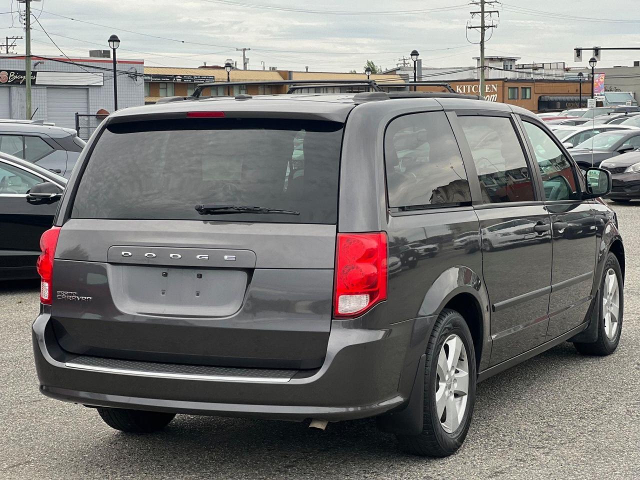 2017 Dodge Grand Caravan  - Photo #5