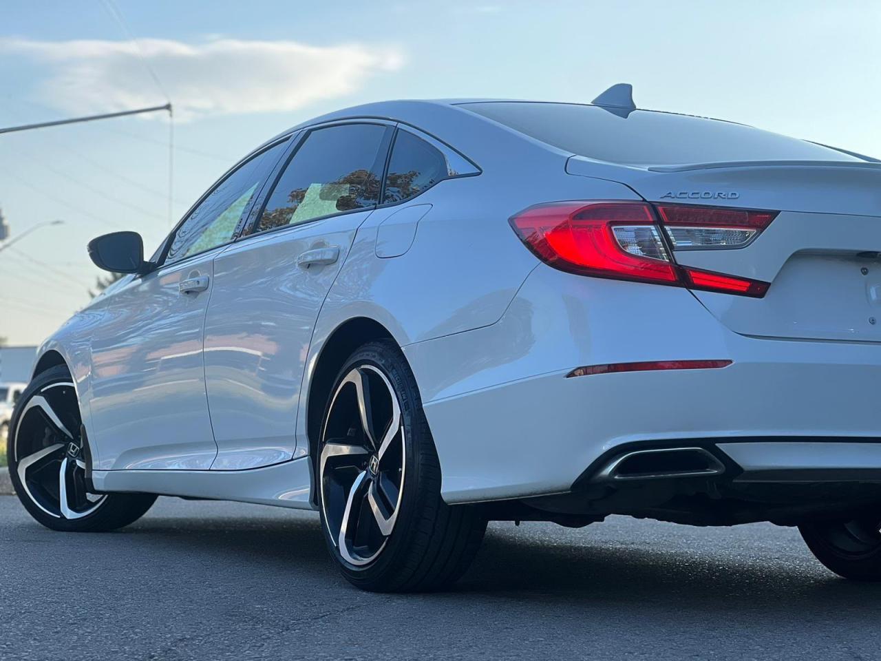 2019 Honda Accord Sport Photo3