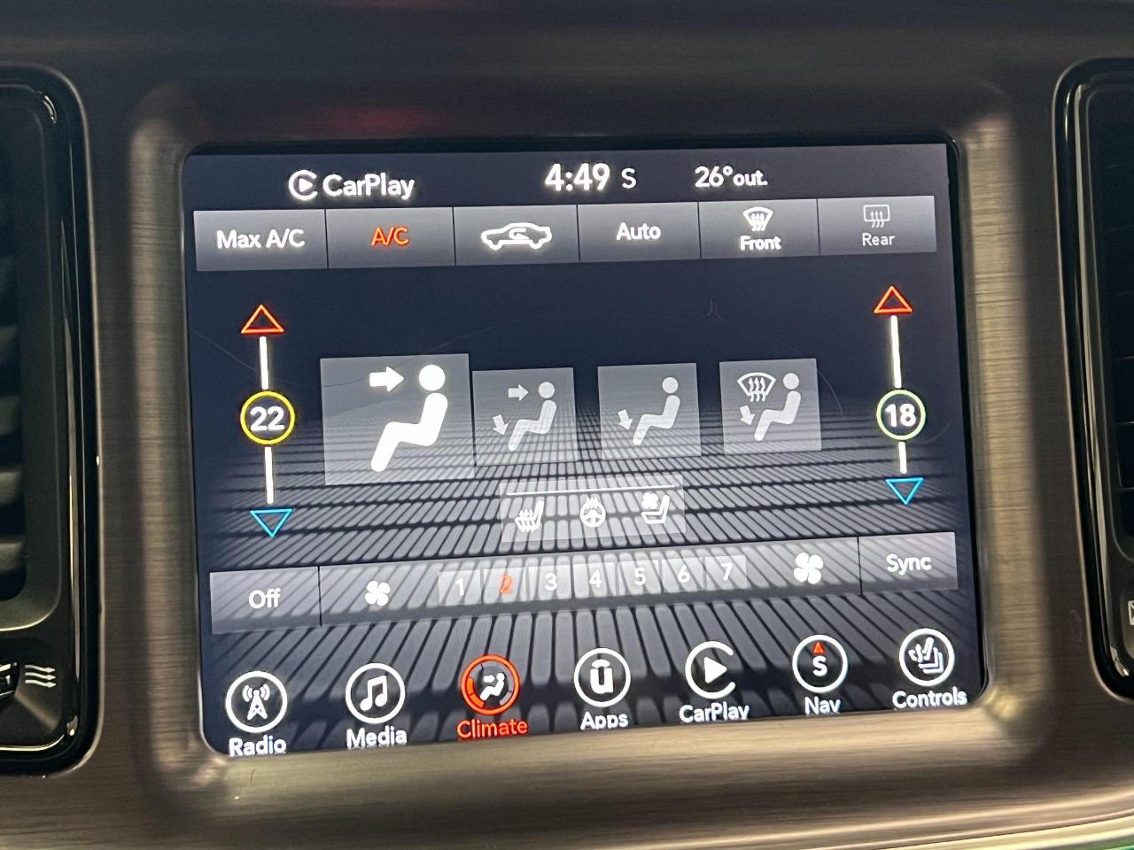 2017 Dodge Challenger SXT+Xenon Lights+ApplePlay+Cooled Leather Seats - Photo #31