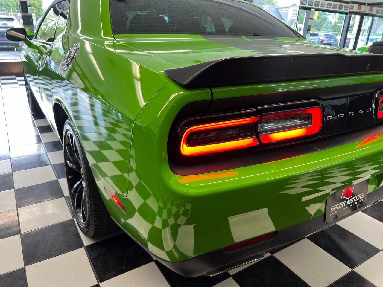 2017 Dodge Challenger SXT+Xenon Lights+ApplePlay+Cooled Leather Seats - Photo #36