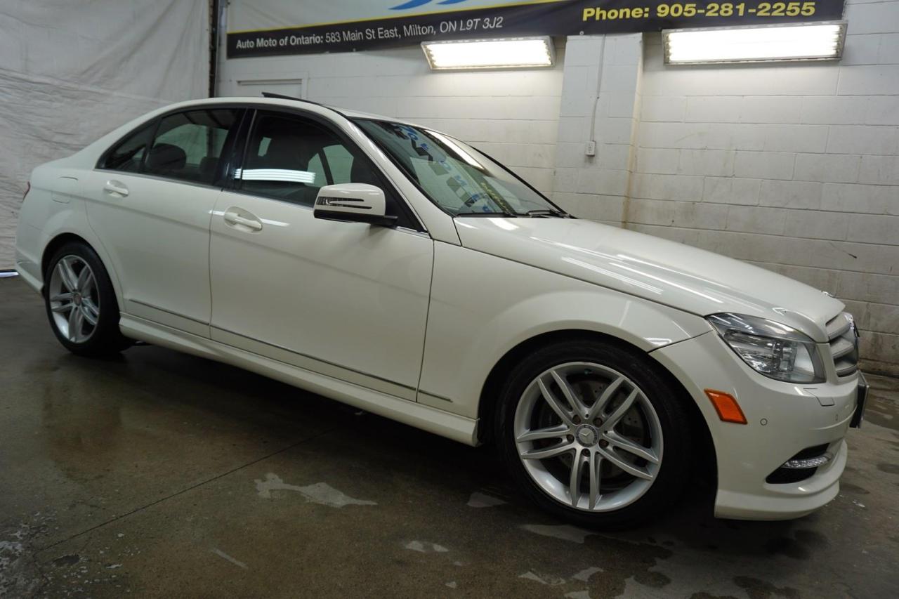 2011 Mercedes-Benz C-Class C300 4MATIC LUXURY *ACCIDENT FREE* CERTIFIED CAMERA NAV LEATHER HEATED SEATS SUNROOF CRUISE ALLOYS