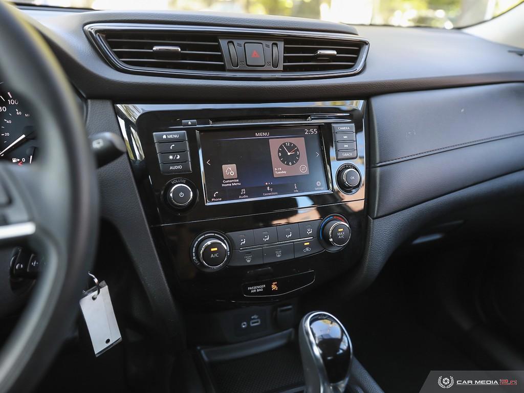 2018 Nissan Rogue S - Photo #19