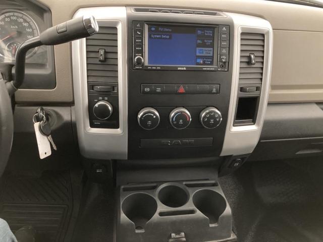 2010 Dodge Ram 2500 SLT Comes with Snow Bear Stainless steel V Blade, ready for work. Photo17