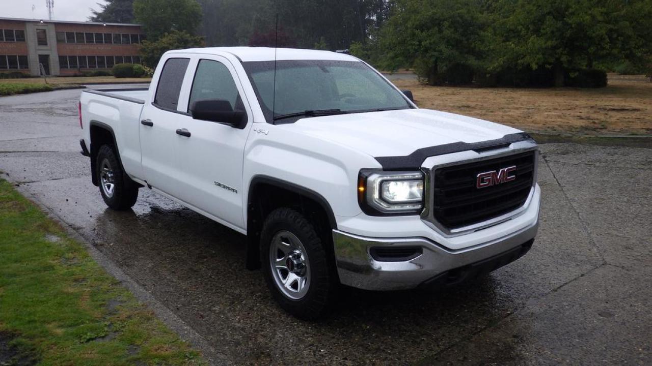 Used 2017 GMC Sierra 1500 Crew Cab Short Box 4WD for sale in Burnaby, BC