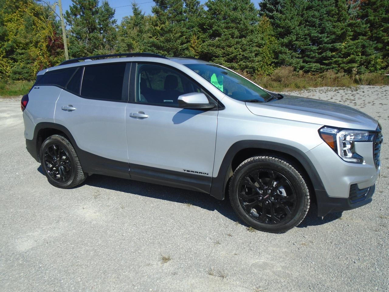 Used 2022 GMC Terrain SLE WITH ELEVATION PACKAGE / NAV for sale in Beaverton, ON