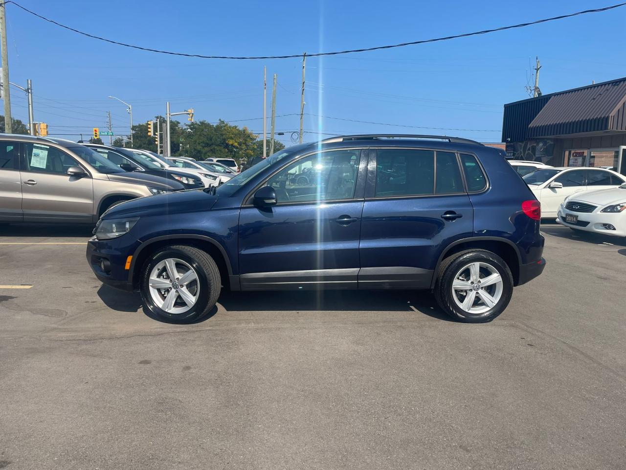 2015 Volkswagen Tiguan 4MOTION Auto NO ACCIDENT NEW F TIRES+ ALL BRAKES - Photo #2