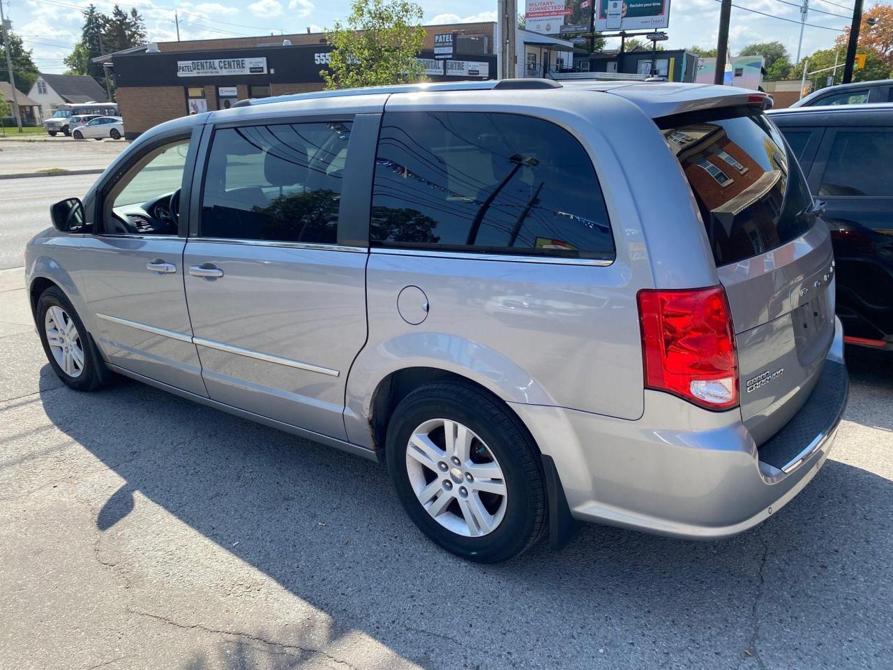 2013 Dodge Grand Caravan Crew 4dr Wgn - Photo #2