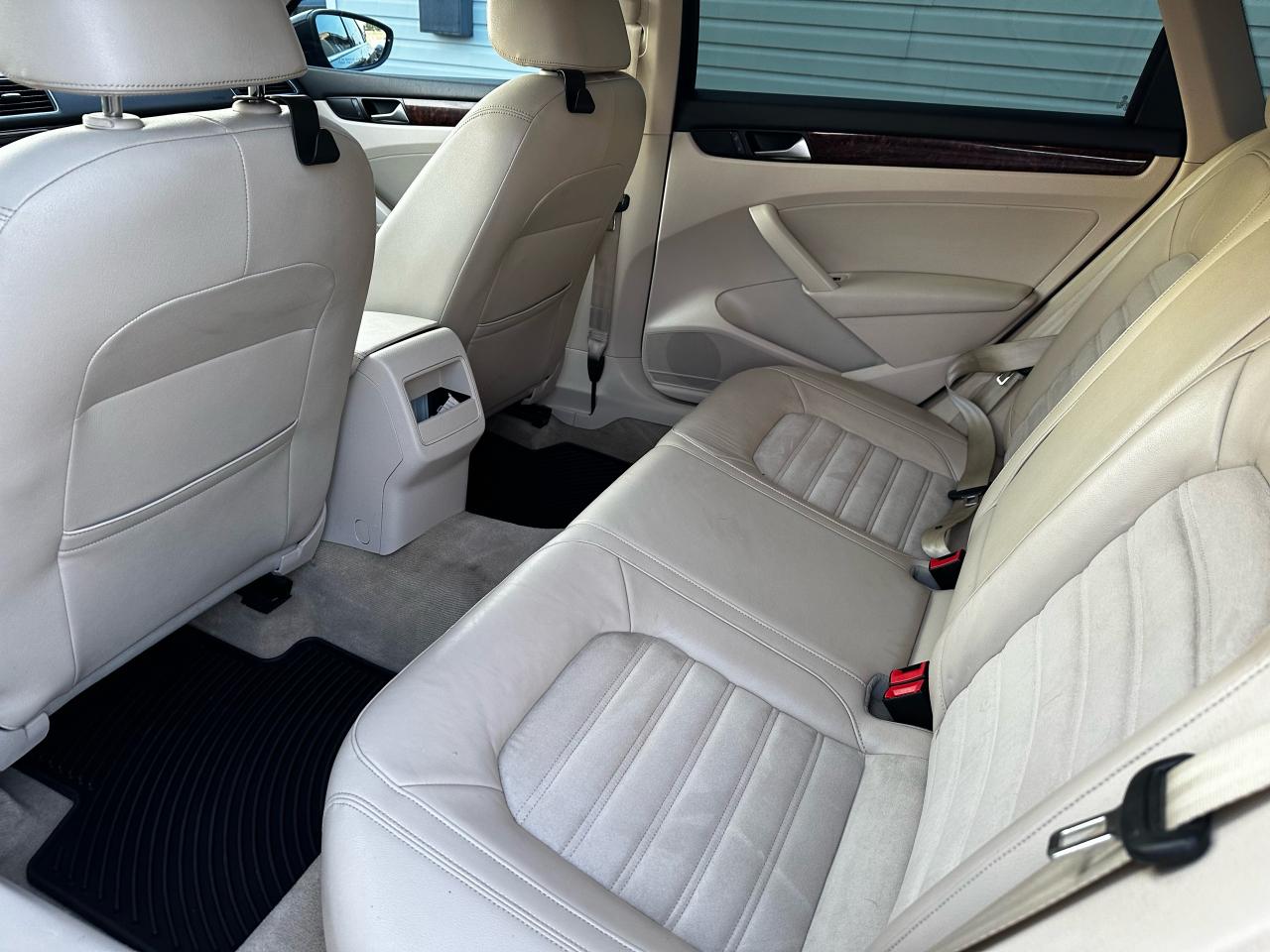 2012 Volkswagen Passat 2.0 TDI DSG Highline - Photo #10
