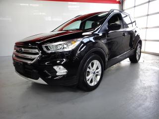 2017 Ford Escape FULLY LOADED,PANO ROOD,NAVI,NO ACCIDENT - Photo #3