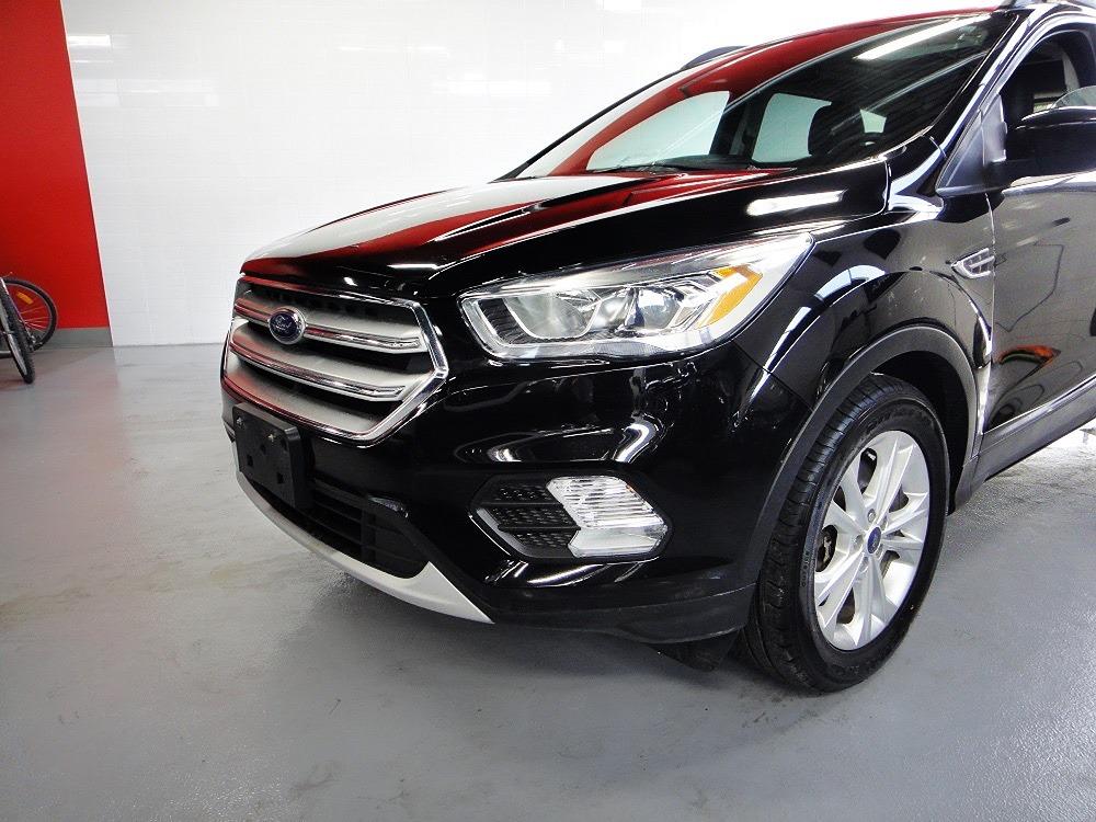 2017 Ford Escape FULLY LOADED,PANO ROOD,NAVI,NO ACCIDENT - Photo #13