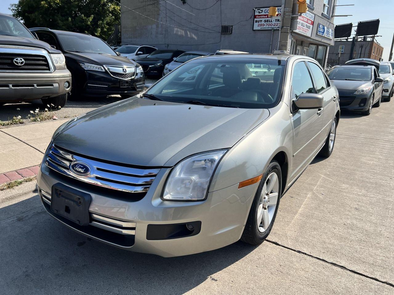 2009 Ford Fusion 4DR SDN I4 SE FWD - Photo #2