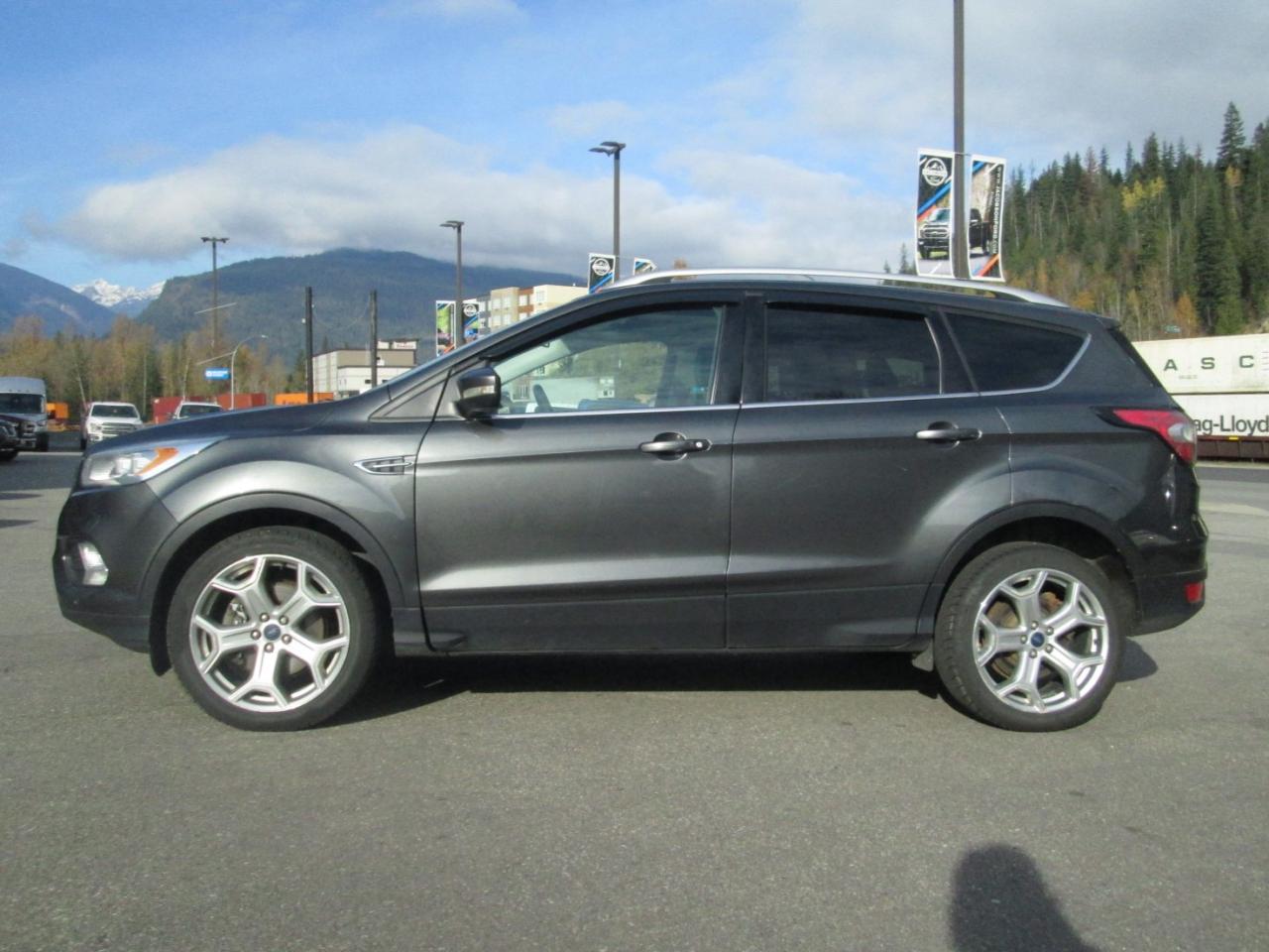 2017 Ford Escape Titanium Photo