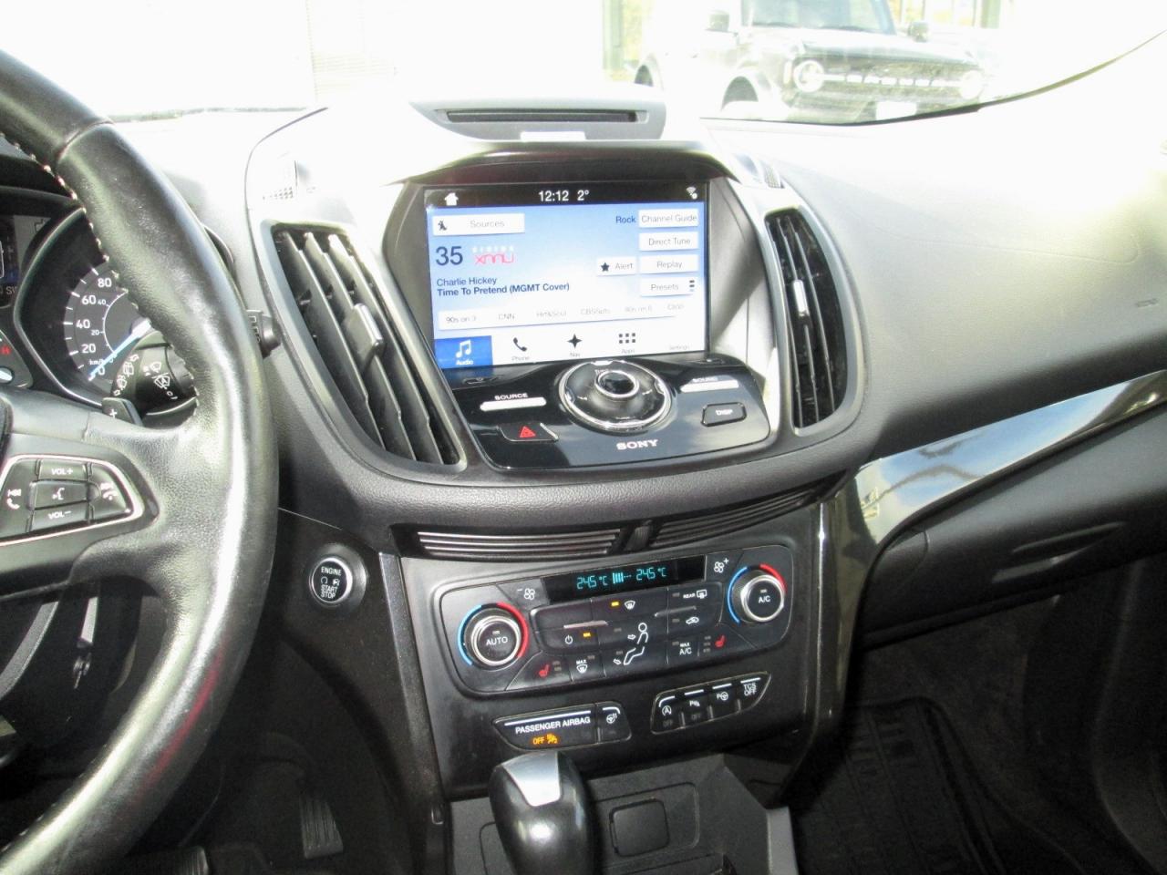 2017 Ford Escape Titanium Photo5