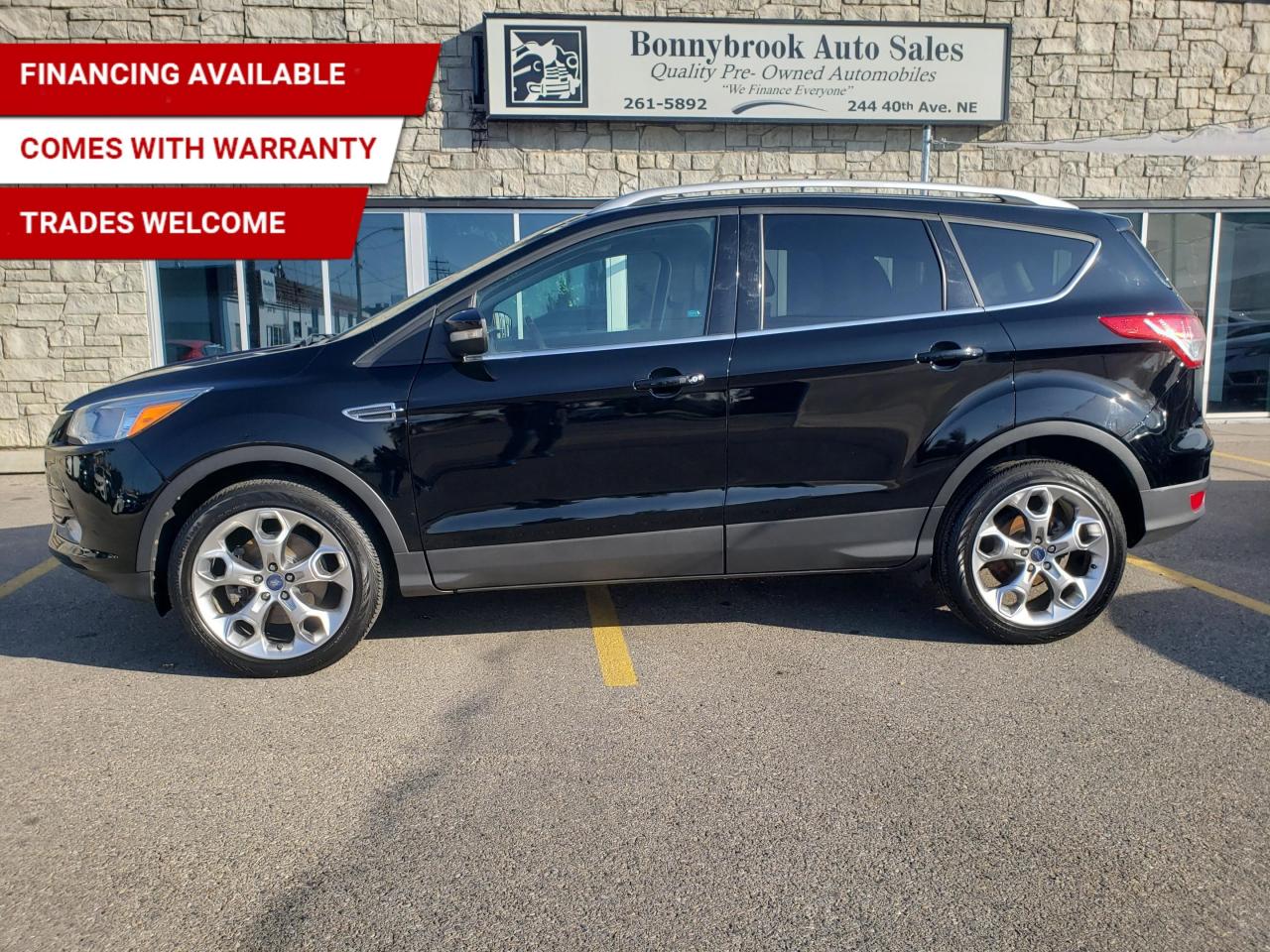 Used 2016 Ford Escape 4WD/Titanium/Navigation/Leather/Sunroof/Carstarter for sale in Calgary, AB