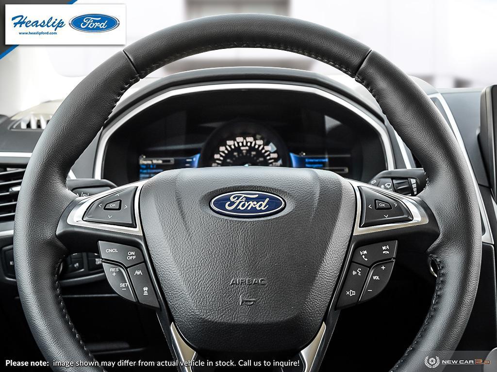 2024 Ford Edge SEL Photo5