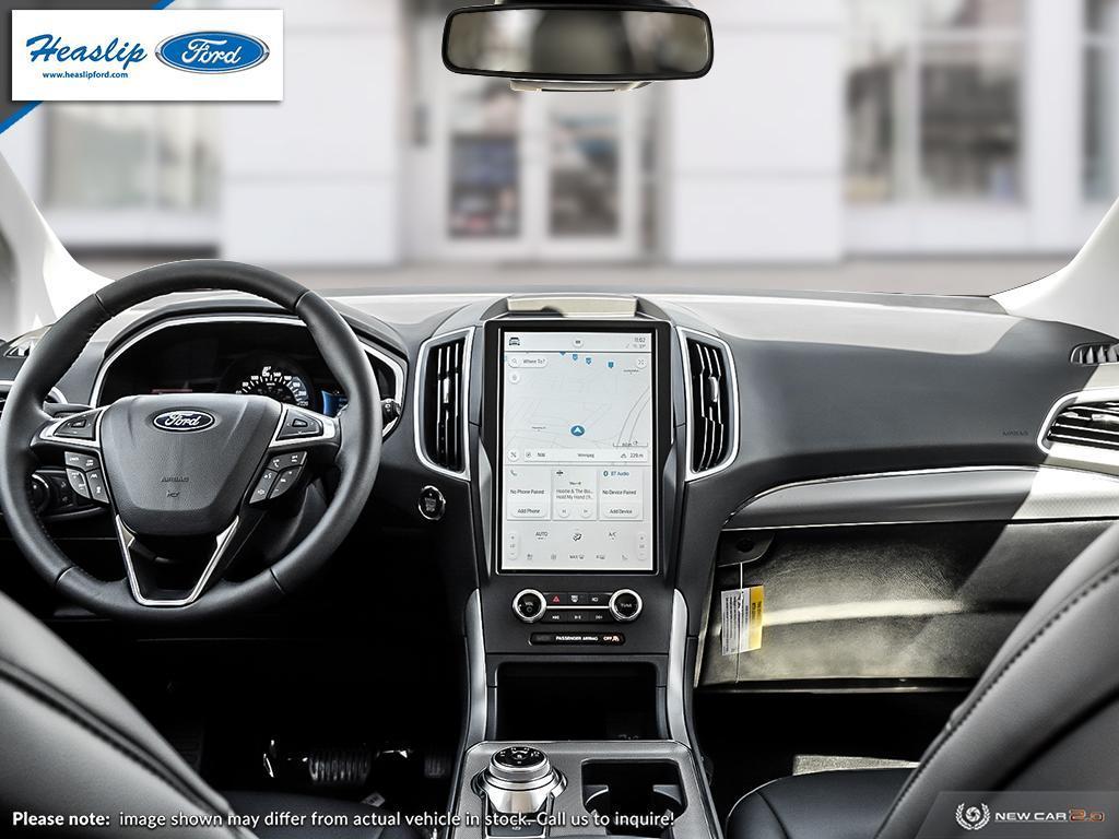 2024 Ford Edge SEL Photo5